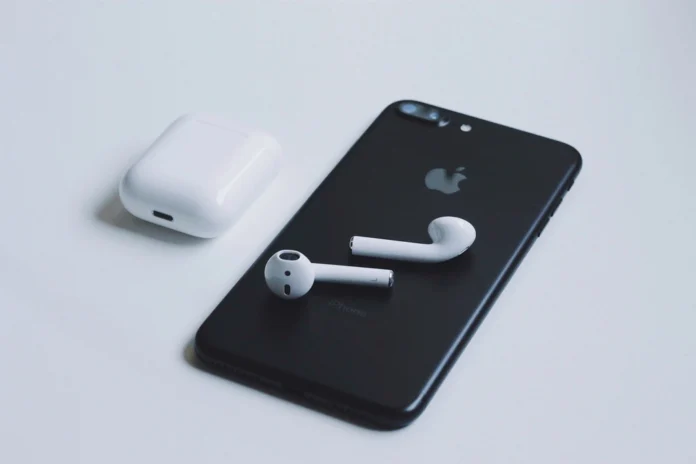Беспроводные наушники Apple AirPods 4