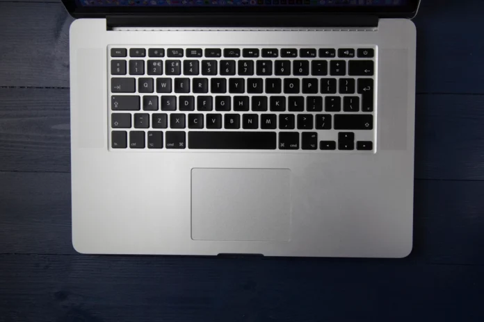 Ноутбук MacBook Pro
